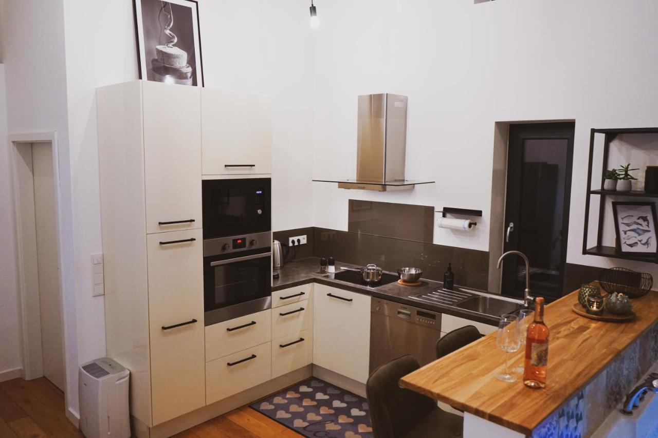 Stilvolles City-Loft Mit Privatem Whirlpool Trewir Zewnętrze zdjęcie